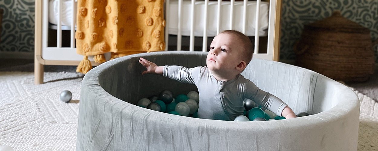 Bring joy to your kids with the Tiny Land Ball Pit Pool! Includes 200 colorful balls. - Tiny Land INC