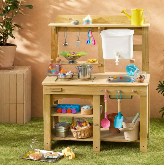 Water Play Ideas for Toddlers (Ages 2–4): Easy Summer Indoor & Backyard Sensory Play Without a Pool