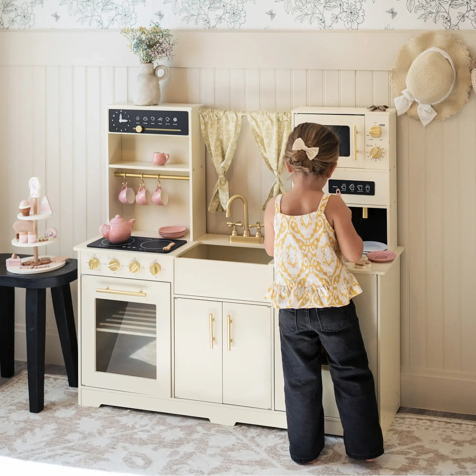 How to Choose the Perfect Play Kitchen for Your Child