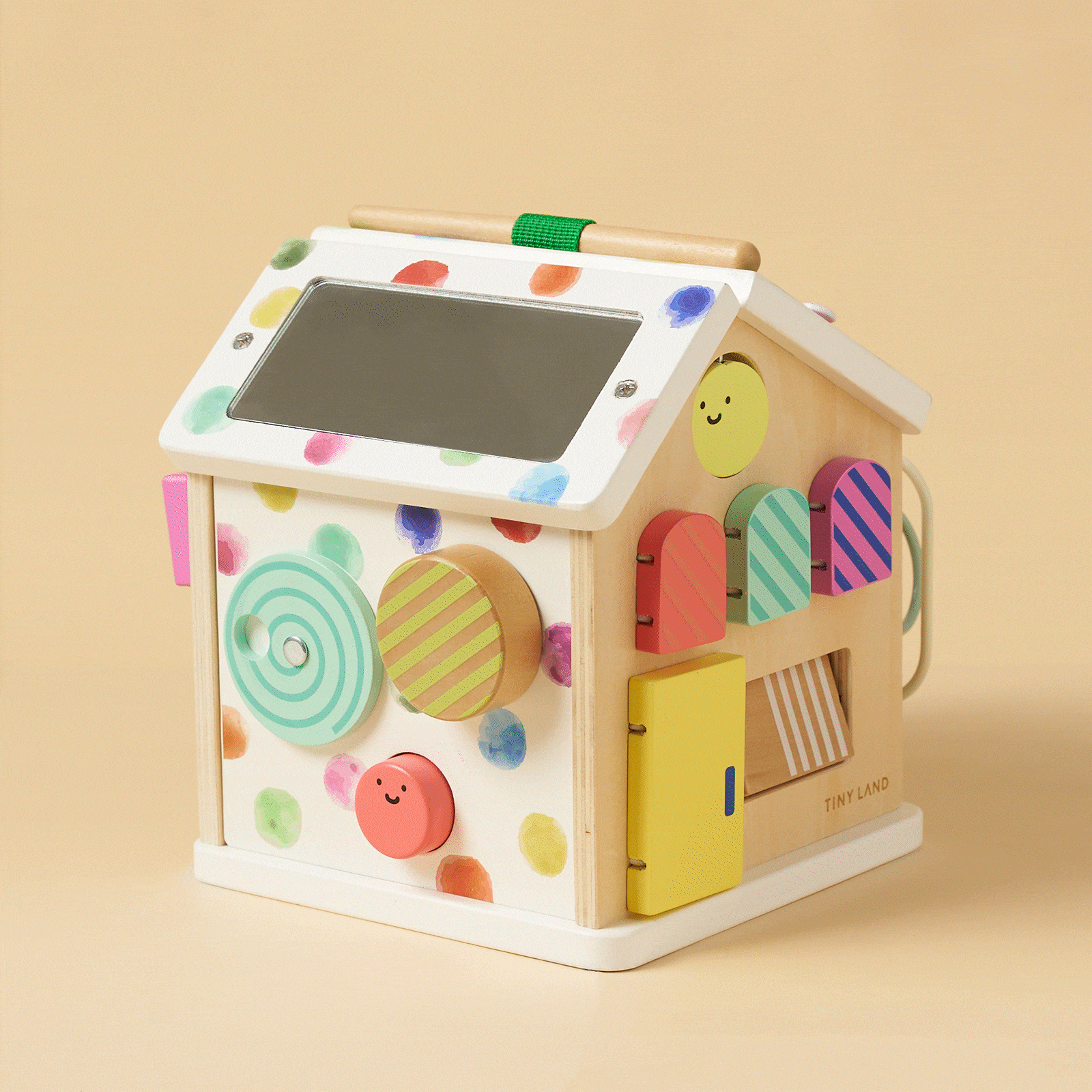 The Tiny Land Brain & Hands Playset — Montessori Box (4–6 Months) + Activity Cube is a developmental toy that encourages creativity and learning through hands-on, interactive play.